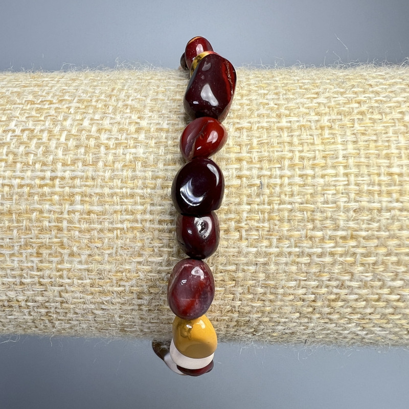 Bransoletka z jaspisu mókaite? z jaspisu mookaite, naturalny kamień, fasetowane koraliki, średnica 6×9 mm ±, długość 18 cm ± (elastyczna)