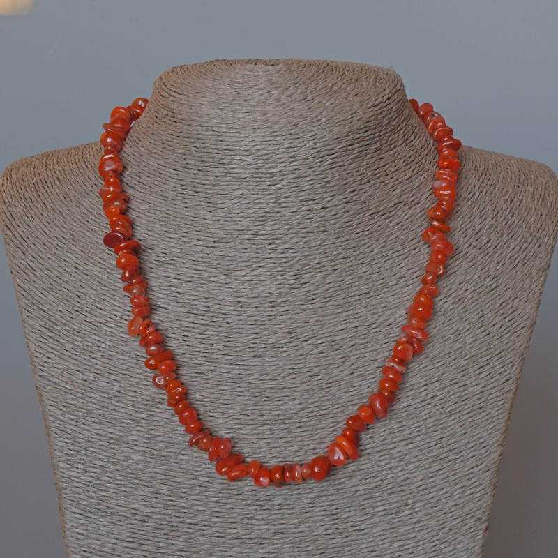 Naszyjnik z karneolu, fasetowane koraliki, średnica 8×4 mm, długość 48 cm
