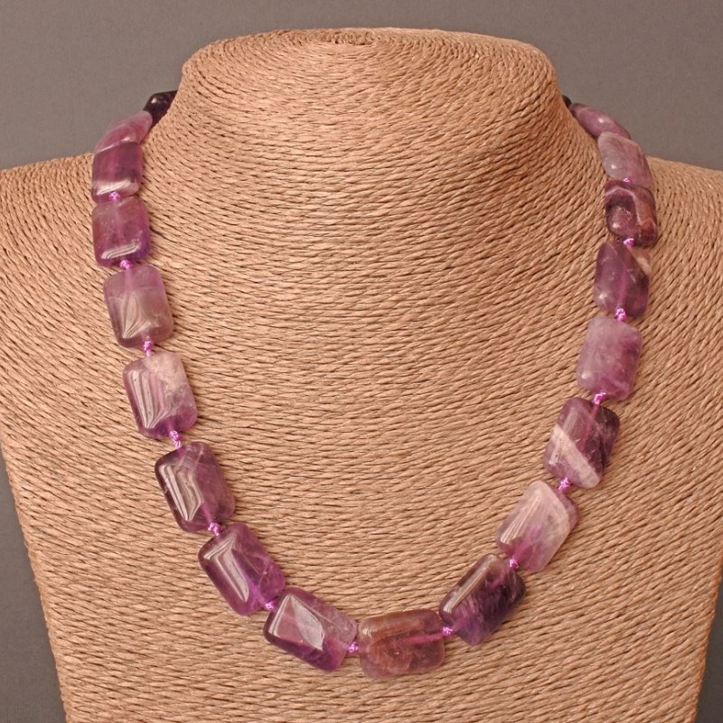 Naszyjnik z ametystu, naturalny kamień, prostokątny, wymiary 13×18 mm, długość 48 cm