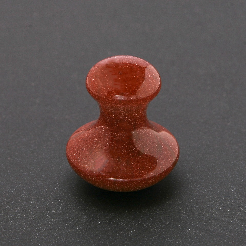 Masażer z naturalnego kamienia Aventuryn (syntetyczny) Złoty Piasek 35×40 mm