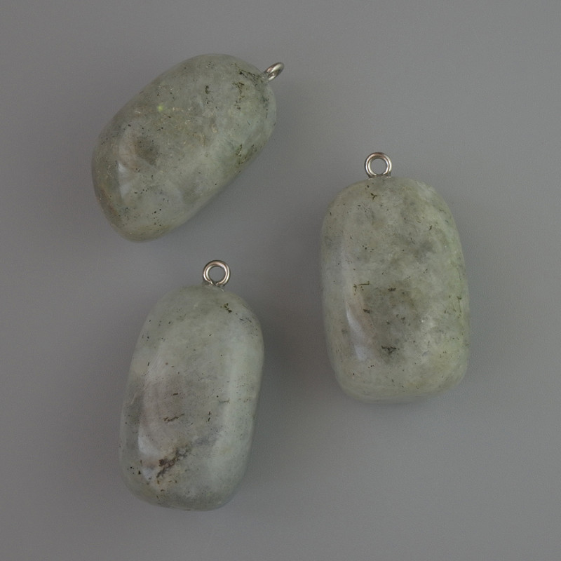 Wisiorek z naturalnego labradorytu, średnica 35×17 mm