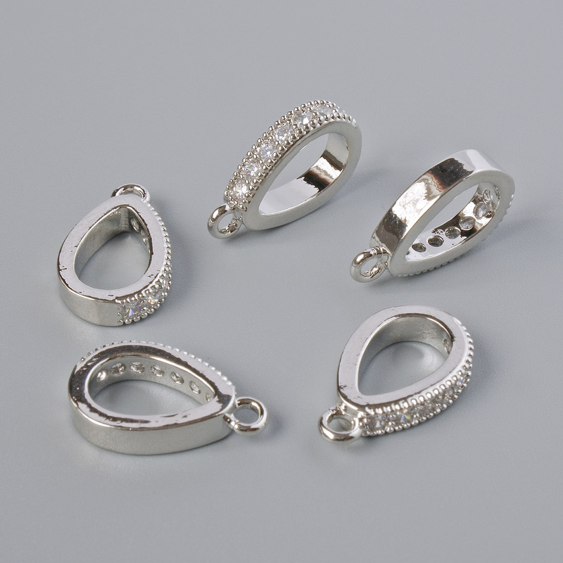 Baza pod wisiorek z białymi cyrkoniami, srebrzysty kolor metalu, średnica 15x3 mm ± 1 szt.