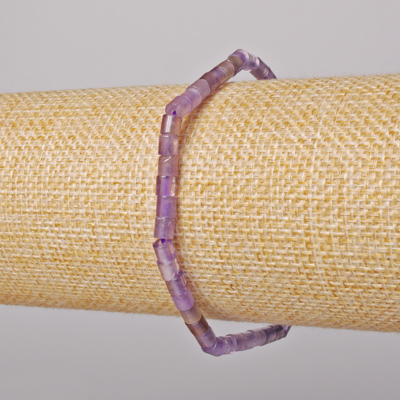 Bransoletka z naturalnym ametystem, fasetowany kamień, średnica 4×4 mm, długość 18 cm +/- (na elastycznej gumce)