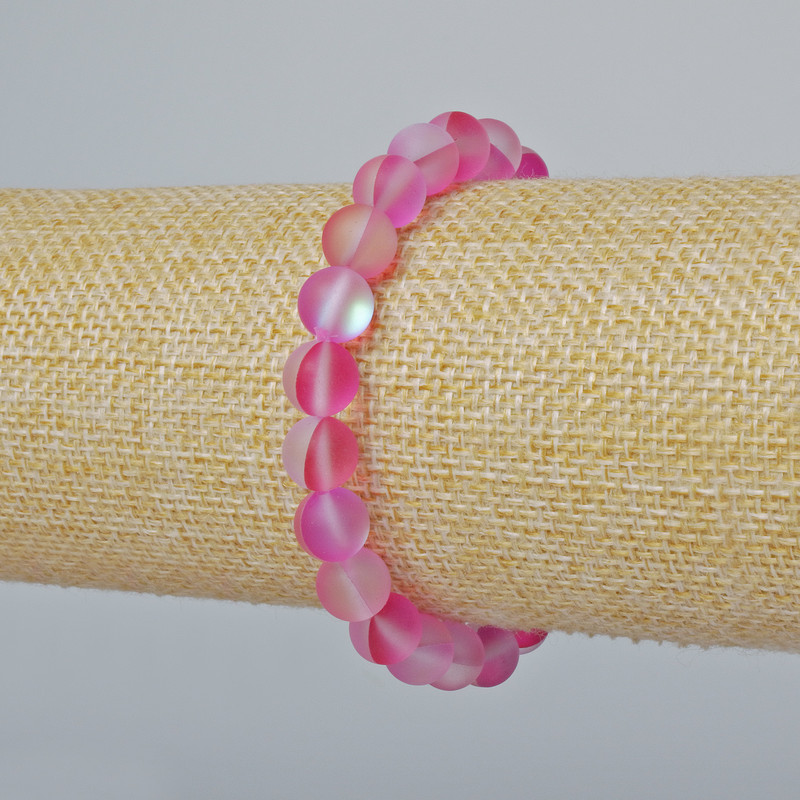 Bransoletka ze szkła opalowego, gładka kulka, kolor malinowy matowy z efektem kameleona, średnica 8 mm, długość 18 cm (+/-) (rozciągliwa)