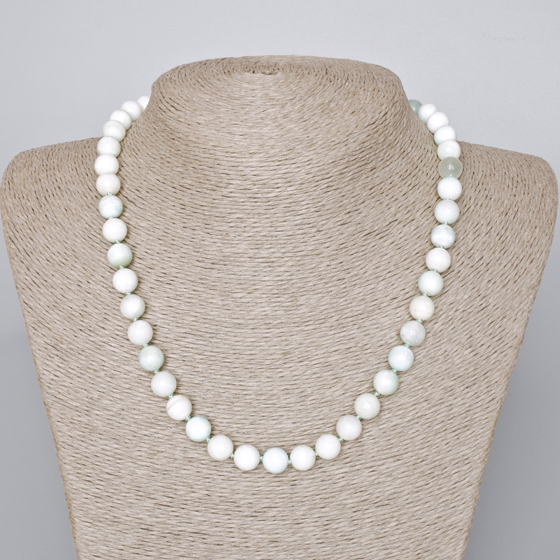 Naszyjnik z hemimorfitu, naturalny kamień, gładka kulka, średnica 8,5 mm, długość 45–48 cm