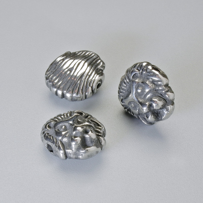 Koralik-wstawka „Lew”, wymiary 12×11×6 mm ±, otwór Ø 1,5 mm, srebrzysty kolor metalu, 1 szt.