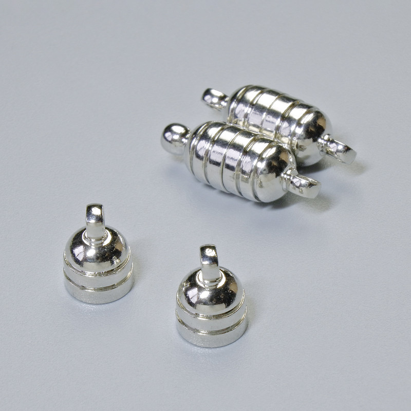 Zapięcie magnetyczne, średnica 15×5,5 mm, srebrny kolor metalu, 1 szt.