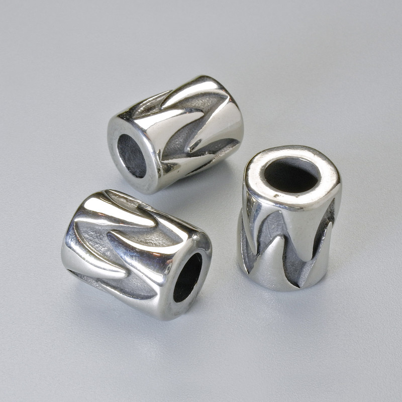 Akcesoria jubilerskie – koralik-wkładka, średnica 12×9,5 mm, otwór 5 mm, srebrzysty kolor metalu, 1 szt.