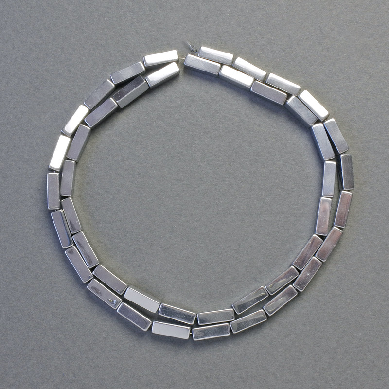 Koraliki hematitu prostokątne, kolor srebrny, średnica 9×3 mm, długość ok. 42 cm