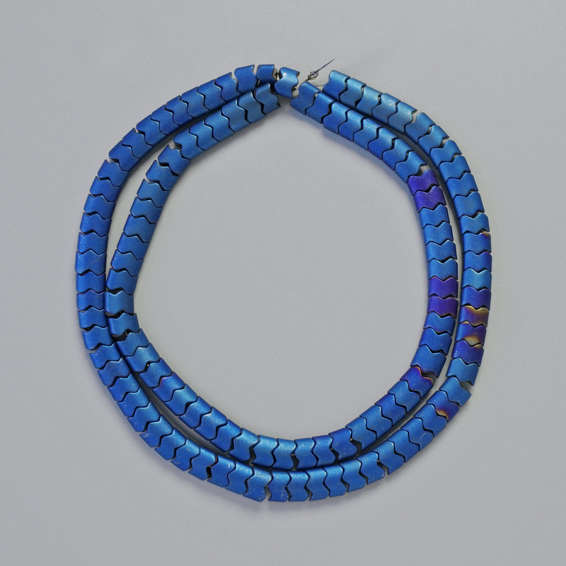 Koraliki hematitu w formie falistej żmijki