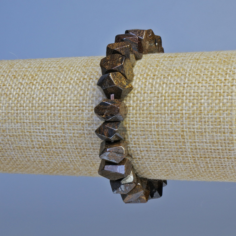 Bransoletka z bronzytu – fasetowane koraliki w kształcie rondeli, średnica 10×7 mm, długość 18 cm, elastyczna