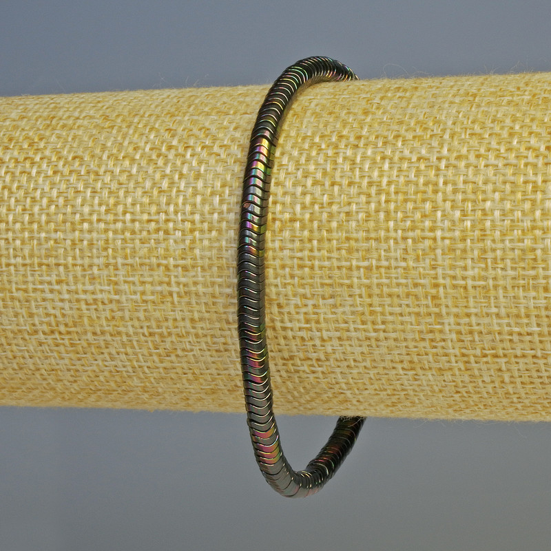 Bransoletka hematyt rondel fala kolor czarny wielobarwny, średnica 4×1 mm, długość 18 cm, elastyczna