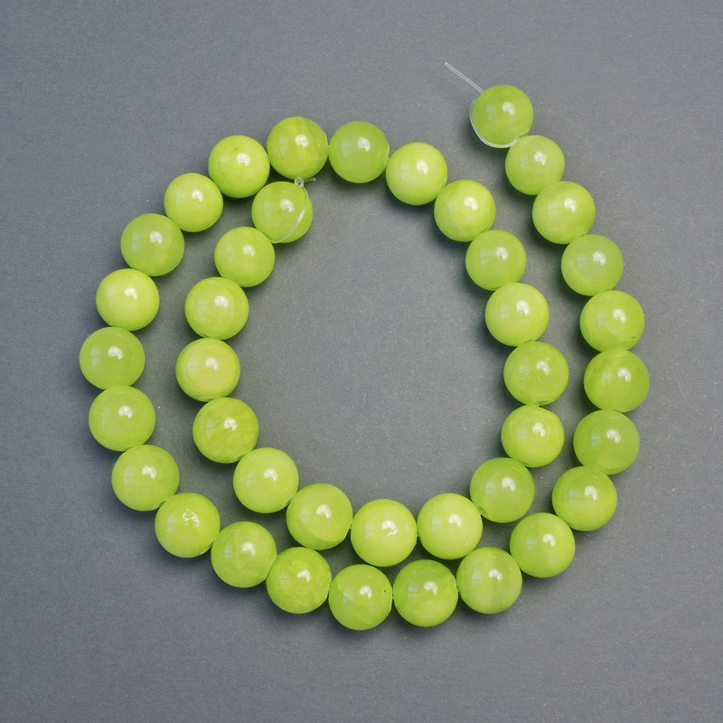 Koraliki onyksu gładkie kuleczki (prasowane), średnica 10,5 mm, długość 39 cm na żyłce jubilerskiej