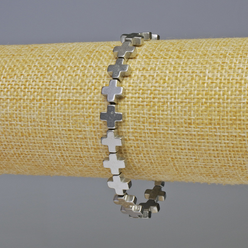 Bransoletka z hematitu „Krzyż” w kolorze srebrzystym, średnica 8×8×3 mm ±, długość 18 cm ±, elastyczna