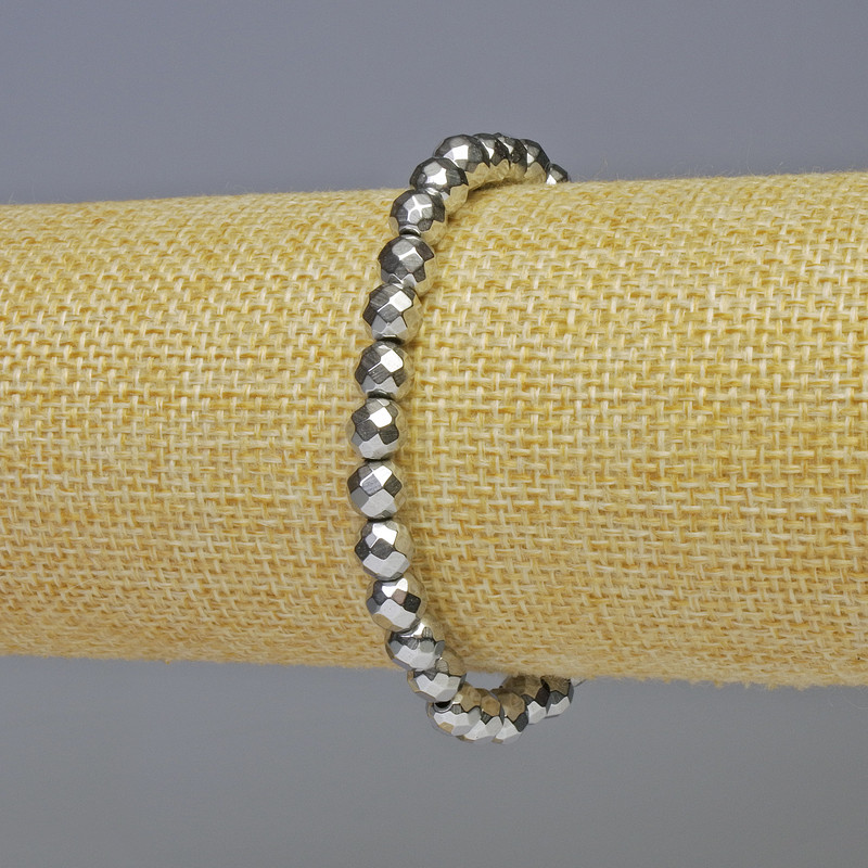 Bransoletka hematyt fasetowane kuleczki w kolorze srebrnym, średnica 6 mm, długość 18 cm, elastyczna