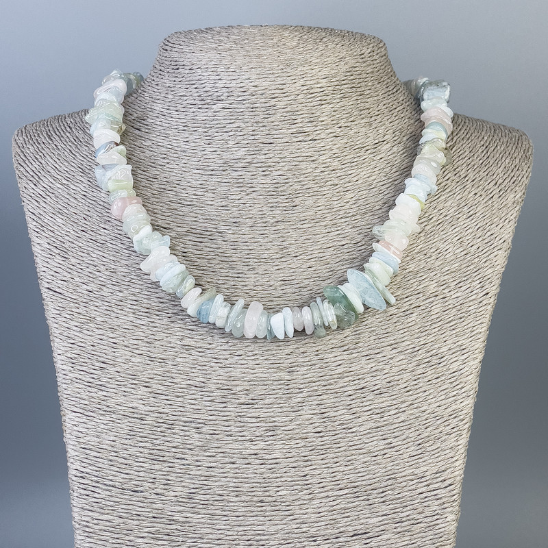 Naszyjnik z morganitu – drobiny, średnica 12×1 mm +-, średnica 9×4 mm +-, długość 48 cm