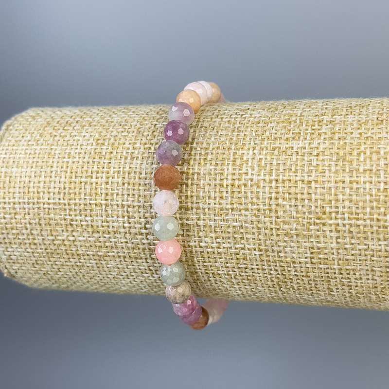 Bransoletka z jadeitu, fasetowana kulka 6 mm, długość 18 cm, elastyczna