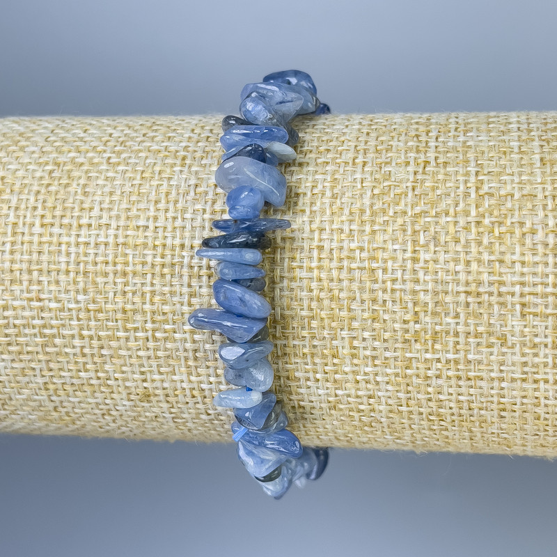Bransoletka z drobiny kyanitu, średnica 8×3 mm, długość 18 cm, elastyczna