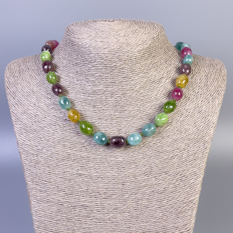 Naszyjnik z turmalinu, fasetowany, średnica 12×10 mm, długość 45 cm, z zapięciem