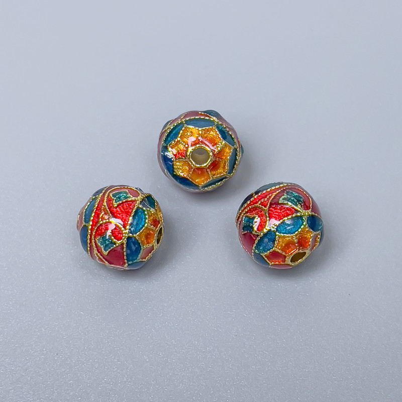 Koralik cloisonné turkusowo-czerwony z emalią, średnica 10 mm, otwór 1,5 mm, złoty kolor metalu, 1 szt.