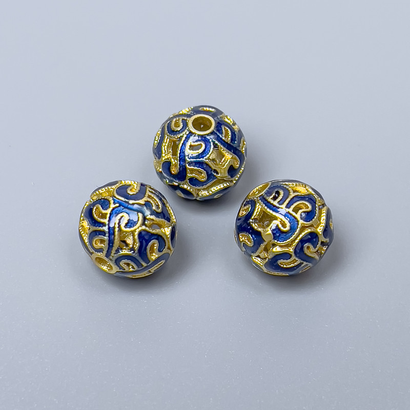 Koralik cloisonné z niebieską emalią, średnica 10 mm ± otwór 2 mm, złoty kolor metalu, 1 szt.