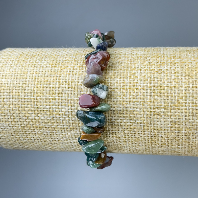 Bransoletka z zielonego jaspisu – drobne kuleczki, średnica 6–8 mm, długość 18 cm, elastyczna