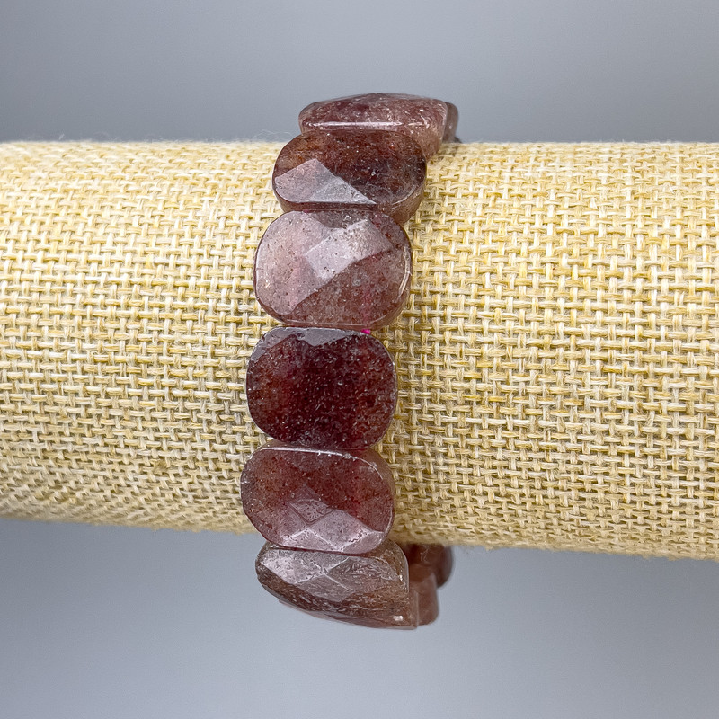 Bransoletka z kwarcem truskawkowym, ogniwo 18×14 mm, długość 18 cm, stretch