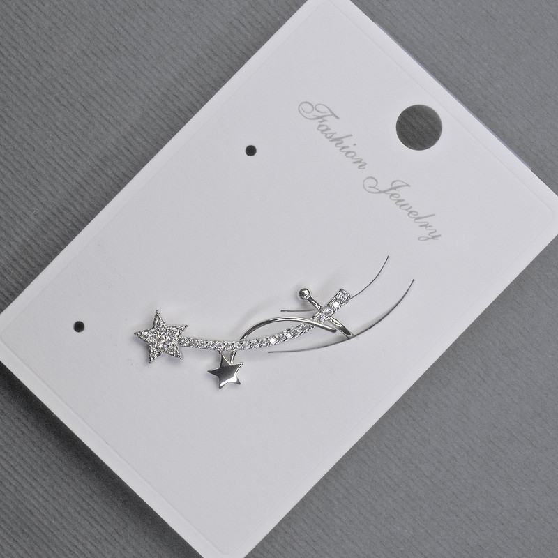 Kolczyk sztyftowy z kafem na uchu, złoty metal 11×28 mm ± białe cyrkonie