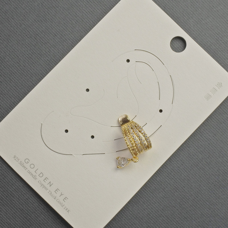 Kolczyk kaf na uchu, metal złocony, 10×14 mm ±, z białymi cyrkoniami