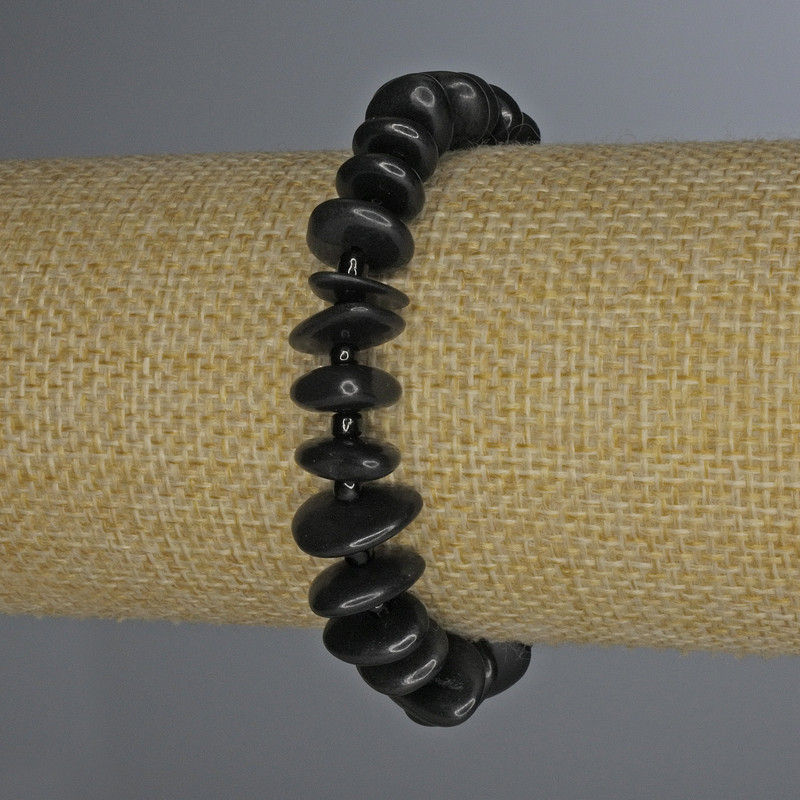 Bransoletka z agatowych drobin 10×3 mm ± z koralikami 3 mm ±, długość 18 cm ±, elastyczna