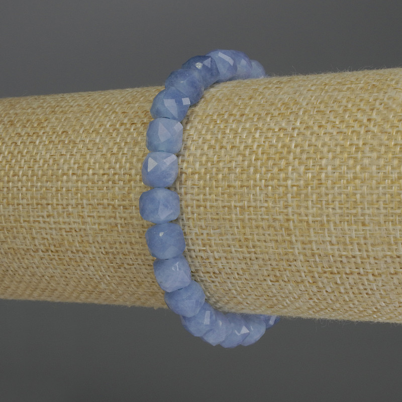 Bransoletka z akwamarynu – fasetowane kostki, średnica 7 mm, długość 18 cm, elastyczna