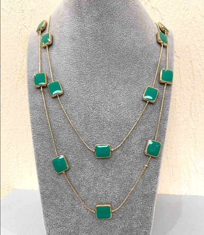 Naszyjnik Kaskada dwurzędowy z kwadratowymi koralikami, długość 80 cm, z żółtego metalu