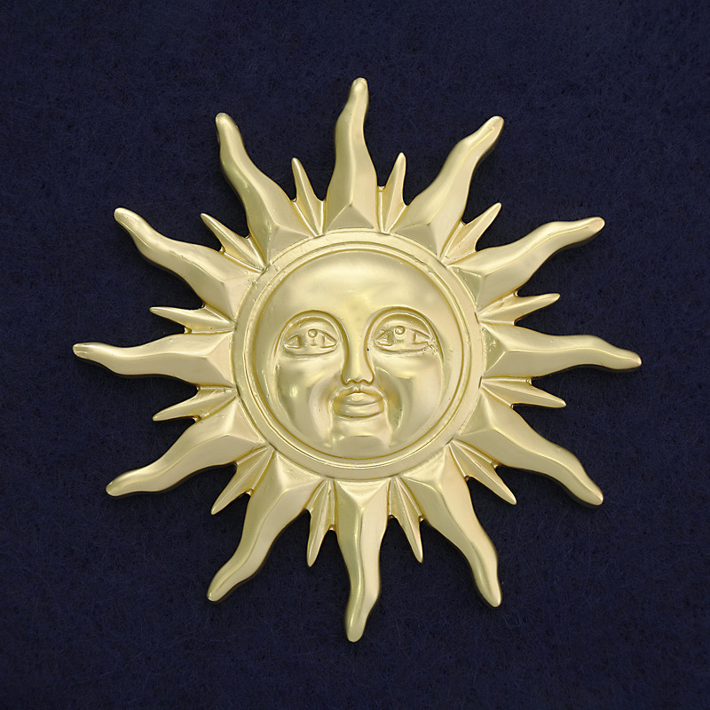 Broszka Słońce – kolor matowego złota, metal złocisty, 68 mm ± na magnesie