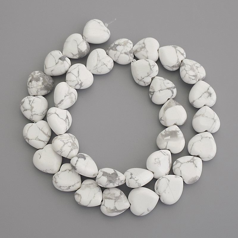 Koraliki z kaholonu w kształcie serca, średnica 12×12 mm ± na żyłce, długość 39 cm+