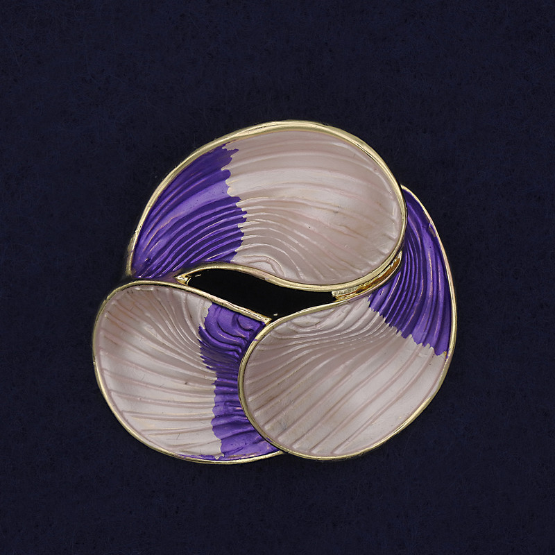 Broszka Akcent w kolorze różowo-fioletowym, metal złocisty, 44 mm+