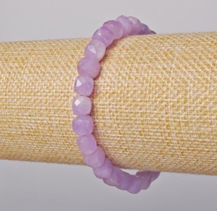 Bransoletka z lawendowego ametystu, naturalny kamień fasetowany w kształcie sześcianu o średnicy 8 mm, długość 18 cm (rozciągana)