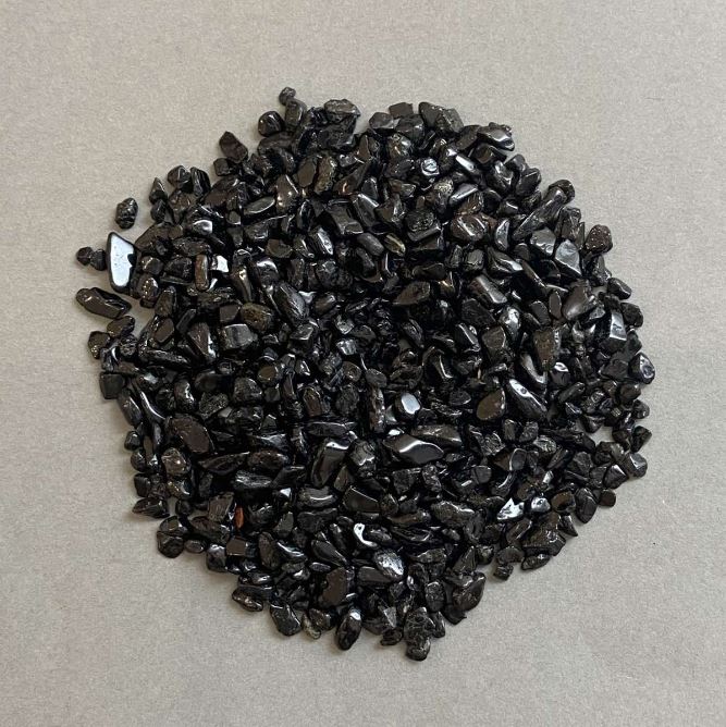 Naturalne kawałki agatu bez otworu 3,5–10×3–4 mm ± (na 100 g ±)