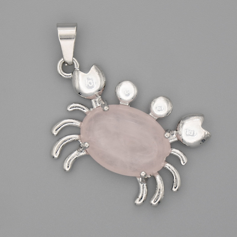 Wisiorek Krab z różowego kwarcu 40×22 mm ± metal srebrzysty