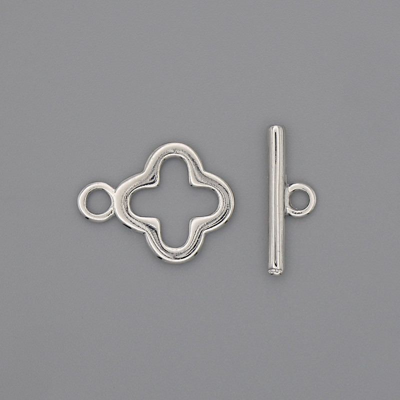 Zapięcie toggle w kształcie koniczyny, średnica 17×2 mm ±, koniczyna 14 mm ±, średnica otworu 10 mm ±, kolor metalu: srebrzysty