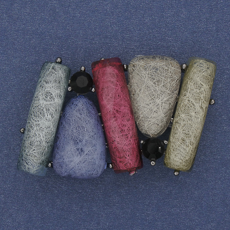 Broszka-wisiorek Akcent z efektem akwarium, metal srebrzysty 43×27 mm+