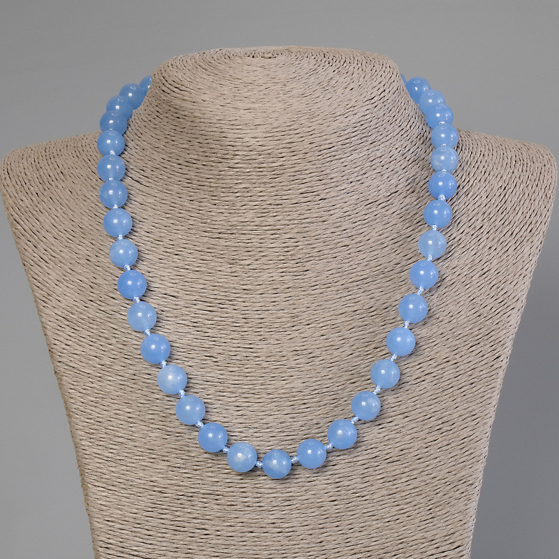 Naszyjnik z akwamarynu — gładka kulka, średnica 10 mm, długość 50 cm z zapięciem