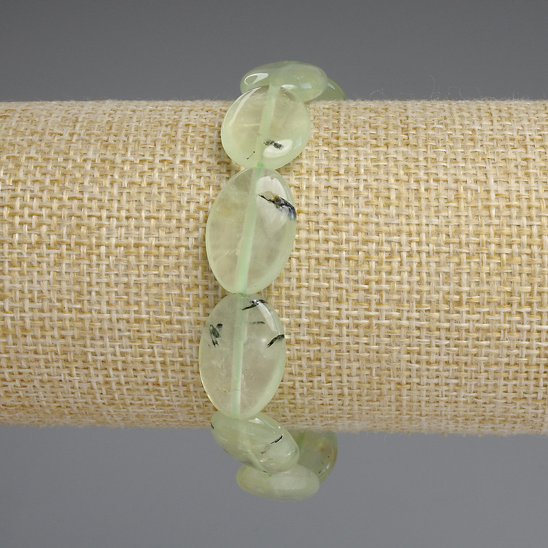 Bransoletka z prenitu owalna, średnica 18×13 mm, długość 18 cm, elastyczna