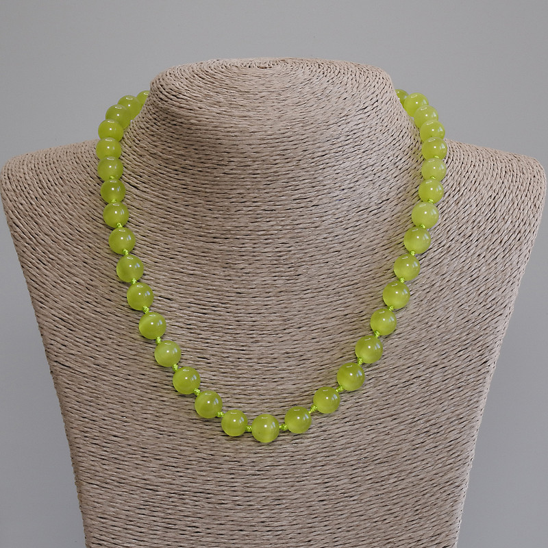 Naszyjnik z kociego oka – gładkie kuleczki, średnica 9,5 mm, długość 50 cm, z zapięciem