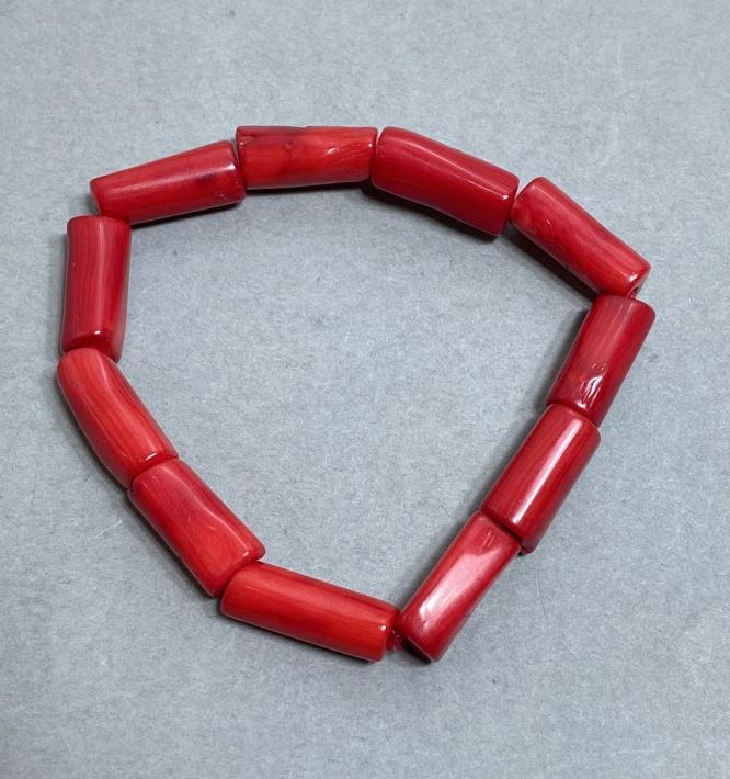 Bransoletka z koralu rubka 18-22×9-12 mm +-, elastyczna