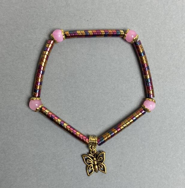 Bransoletka z hematytu falista 4×2 mm ± różowy kwarc (koralik sztuczny) kulka 6 mm ±, długość 18 cm, elastyczna