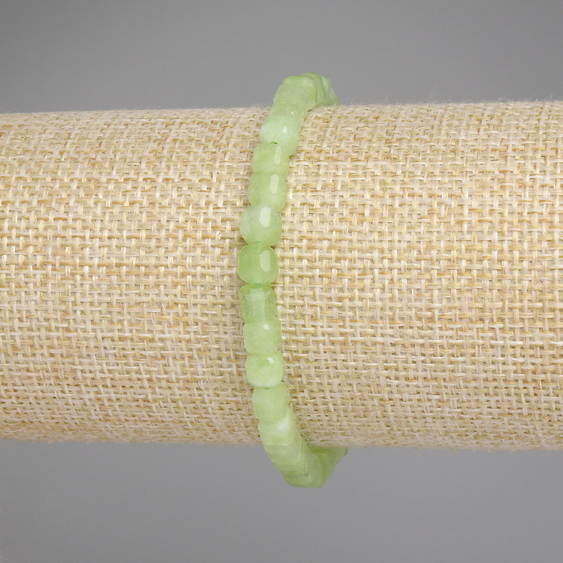 Bransoletka z chryzolitu i oliwinu, fasetowane kostki 5×5 mm, długość 18 cm, na elastycznej gumce