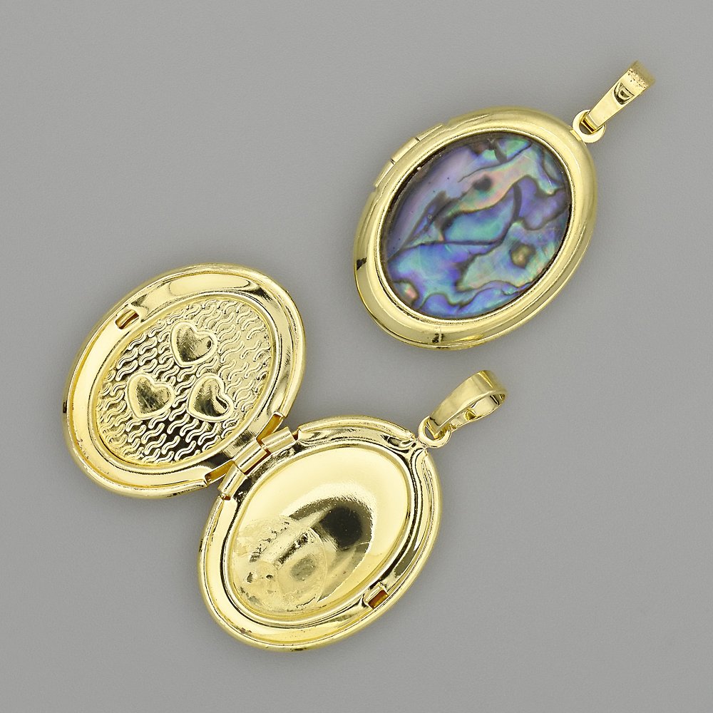 Wisiorek z chalcedonu w owalnym kształcie z złocistym metalem, 32×20 mm ± do przechowywania zdjęcia