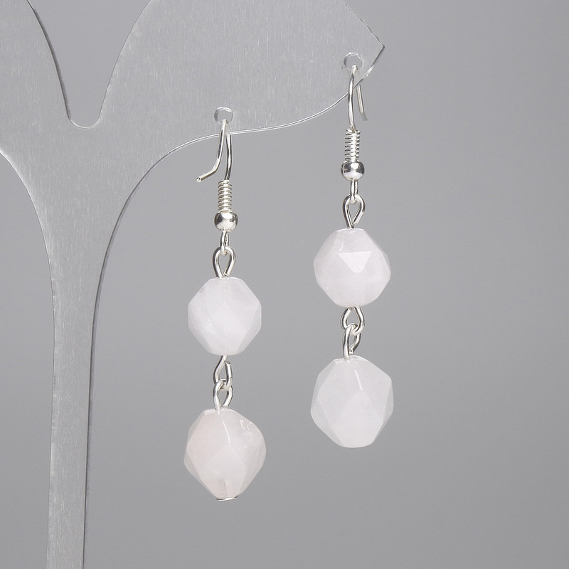 Kolczyki z różowego kwarcu, fasetowane 10×9 mm, długość około 40 mm