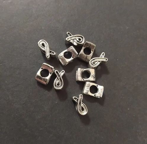 Koralik Pandora – wstawka 6×7×11 mm, kolor srebrny, opakowanie 20 g ±10 szt.