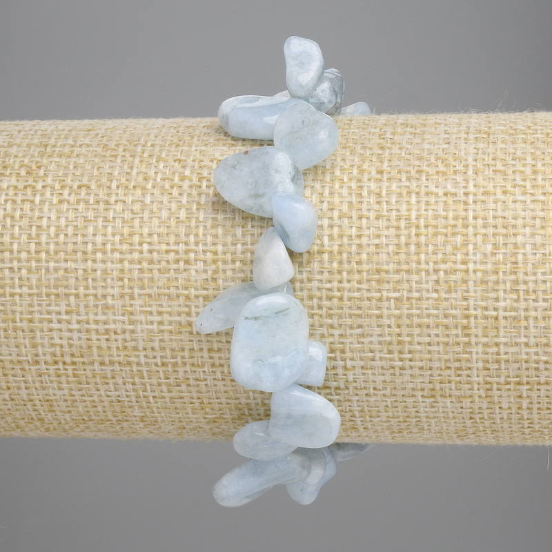 Bransoletka z akwamarynu fasetowanego, z motylkiem, średnica 9–17 × 9–10 mm, długość 18 cm, na elastycznej gumce